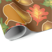 Glänzende Herbstatmosphäre mit Eicheln und Eiche Geschenkpapier (Rolleneckpunkt)