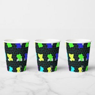 glänzende Karo aus festem Glas, Pappbecher