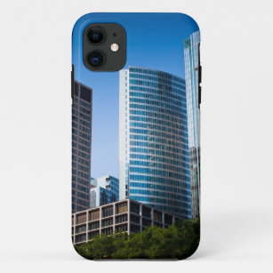Glänzende Wolkenkratzer in Chicago finanziell iPhone 11 Hülle
