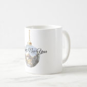 Glänzender Silberner Neujahrsball Kaffeetasse (VorderseiteRechts)