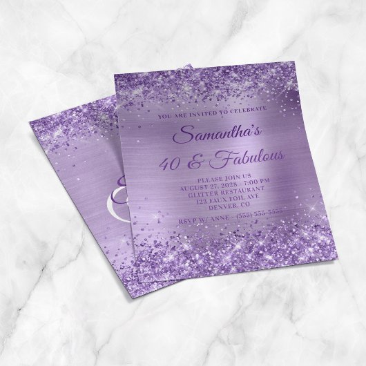Glänzendes lila Folien-Monogramm 40 & Fabelhaft Ei Flyer