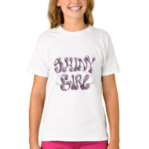 Glänzendes Mädchen Chrome-Typografie-T-Shirt