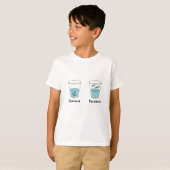 Glas halb voll oder halb leer Optimist Pessimist T-Shirt (Vorne ganz)