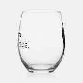 Glas mit humortischem Wein (Links)