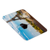 Glas Wein mit Brikenkäse auf dem Eiffelturm Magnet (Rechte Seite)