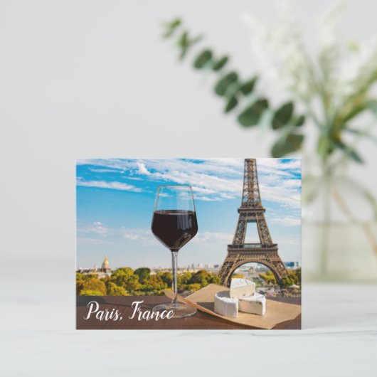 Glas Wein mit Brikenkäse auf Eiffelturm Pos Postkarte (Stehend Vorderseite)
