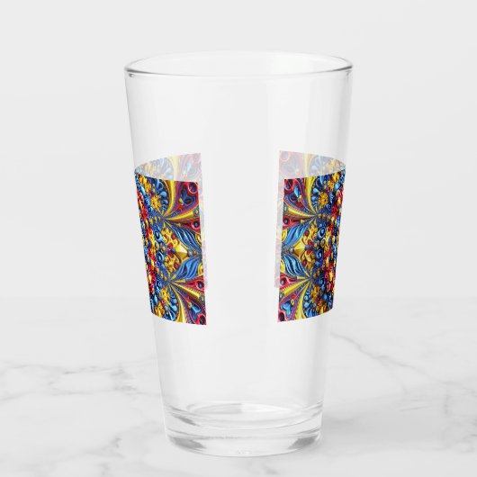 Glasbecher mit rumänischen Farben Glas (Links)