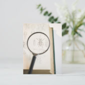 Gläserndes Buch mit Insekten Postkarte (Stehend Vorderseite)