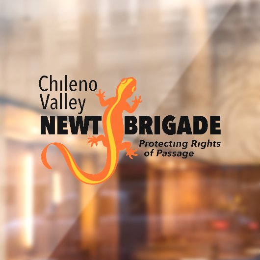 Glasfaserkabel im Chileno Valley Newt Brigade Fensteraufkleber (Blatt 2)