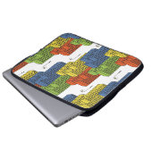 Glasflaschen, Abstraktes Muster. Laptopschutzhülle (Vorne Knopf)