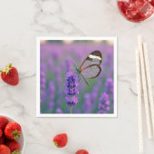 Glasflügelschmetterling auf einer Lavendelblüte Serviette (Beispiel)
