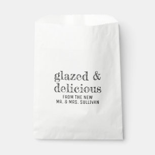 Glasierte und köstliche Hochzeitsnadel Geschenktütchen