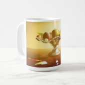 Glaskorb mit Früchten und Batterie Kaffeetasse (Vorderseite Links)