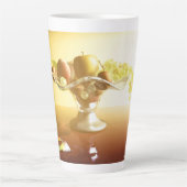 Glaskorb mit Früchten und Batterie Milchtasse (Vorderseite)