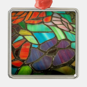 Glasmalerei Lila Blumenornament Silbernes Ornament