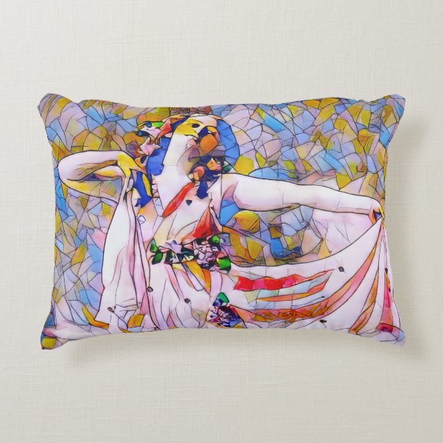 Glass Dancer in fließendem Kleid Dekokissen (Vorderseite)