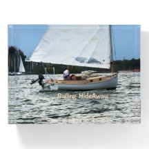 Glass Paperweight SegelhideAway Sailboat