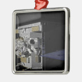 GLAST ORNAMENT AUS METALL (Links)