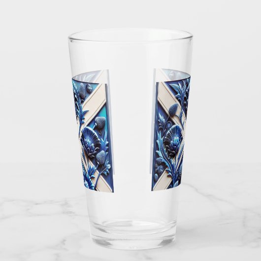 Glastasse mit schottischem Thistles Design Glas (Links)