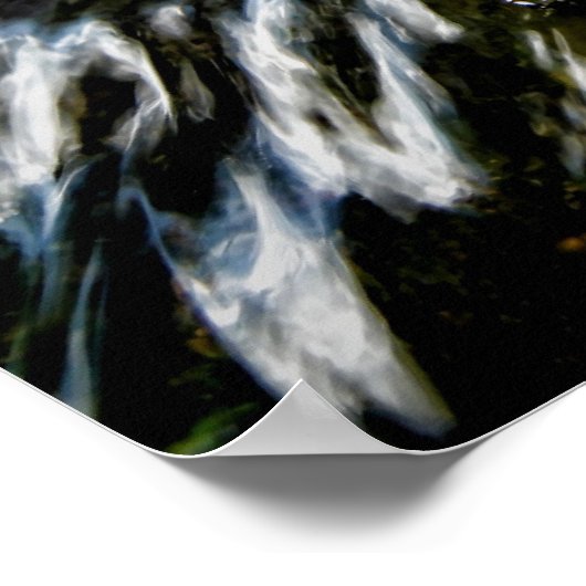 Glatte Felsen mit Wasserfall Poster (Ecke)