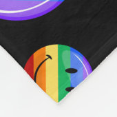 Glatte runde Gay Pride-Flagge Fleecedecke (Ecke)