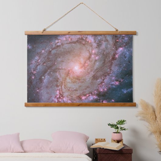 Glattspirale Galaxy Messier 83. Wandteppich Mit Holzrahmen (Schlafzimmer)