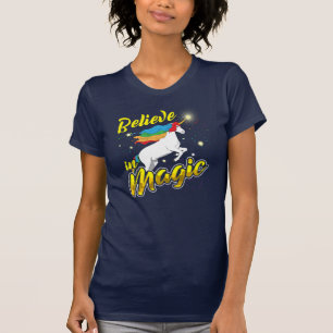 Glaube an das Niedliche Zauberwort T-Shirt