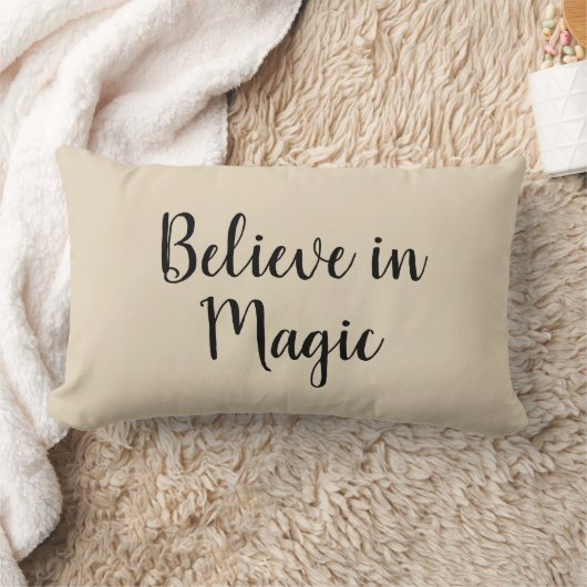 Glaube an das Zauberkissen in Beige Lendenkissen (Decke)