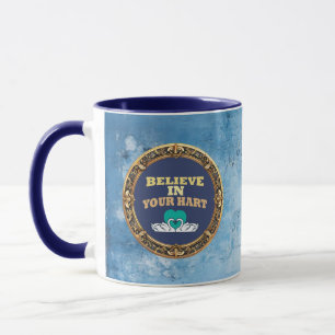 Glaube an deinen Schmerz – Dunkelblaue Affirmation Tasse