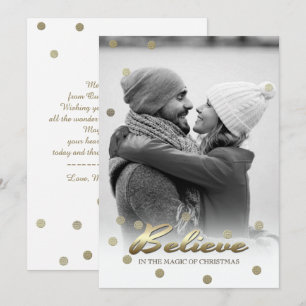 Glaube an die Magie der Weihnachten. Fotokarten Feiertagskarte