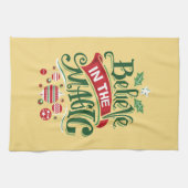 Glaube an die Weihnachtstypografie der Magie Geschirrtuch (Horizontal)