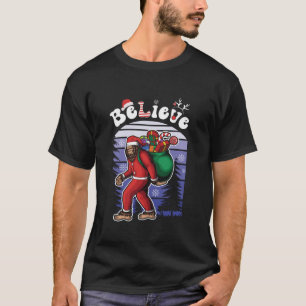 Glaube Bigfoot Sasquatch Yeti Weihnachtsmannmütze T-Shirt