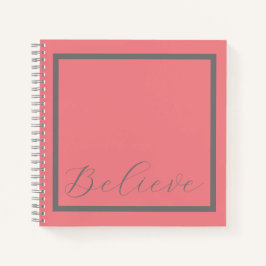 'Glaube' Graues Drehbuch Rosa Hintergrund Notizblock