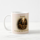 Glaube in der Löwengrube – Daniel 6:22 Schrift Kaffeetasse (Links)
