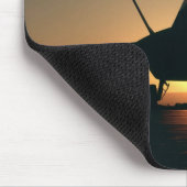 Glaube ist die Stärke, durch die eine zerbrochene Mousepad (Ecke)