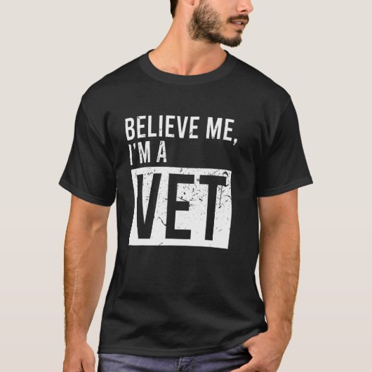Glaube mir Iu2019m A Vet Vater Mama Weihnachten T-Shirt (Vorderseite)