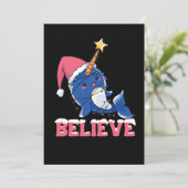 Glaube Narwhal Weihnachtsschneefieber-Lichter Feiertagskarte (Stehend Vorderseite)