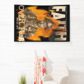Glaube über Angst Feuerwehrmann Christlicher Glaub Banner (InSitu)