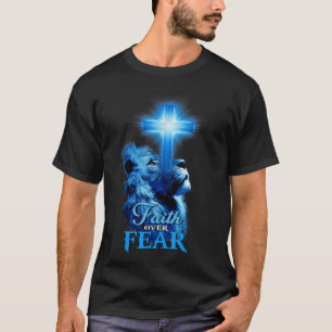 Glaube über Angst Löwe Bibel Scripture Zitat Chris T-Shirt