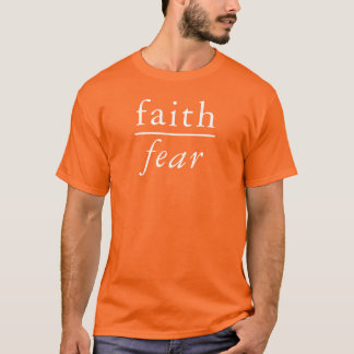 Glaube Über Angst Mathematische Formel Orange T-Shirt