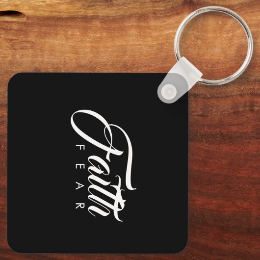 Glaube über Angst schwarz Schlüsselanhänger (Rückseite)