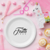 Glaube über Angst Weiß Pappteller (Party)