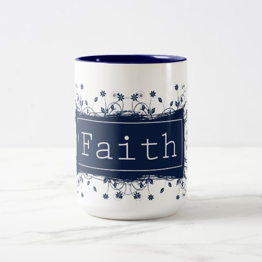 Glaube Zweifarbige Tasse (Mittel)