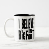 Glauben Sie an BIGFOOT - Schwarzes Zweifarbige Tasse (Links)