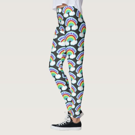 Glauben Sie an magisches Retro-Design Leggings (Links)