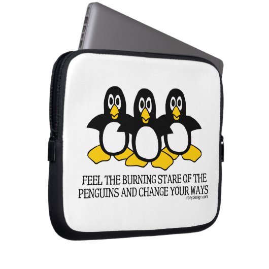 Glauben Sie den brennenden Starren der Pinguine Laptopschutzhülle (Vorne Rechts)