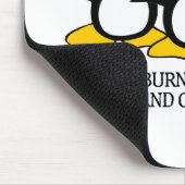 Glauben Sie den brennenden Starren der Pinguine Mousepad (Ecke)