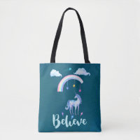Glauben Sie mit einem Einhorn unter einem Regenbog