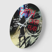 " GLAUBEN SIE ÜBER ANGST! " RUNDE WALL CLOCK 4 SIE GROßE WANDUHR (Winkel)