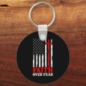 Glauben über Angst Cooles Christliches Flag Cross Schlüsselanhänger (Vorderseite)